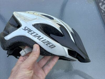 Specialized Max Cycling Helmet Size XXL (56-64cm)