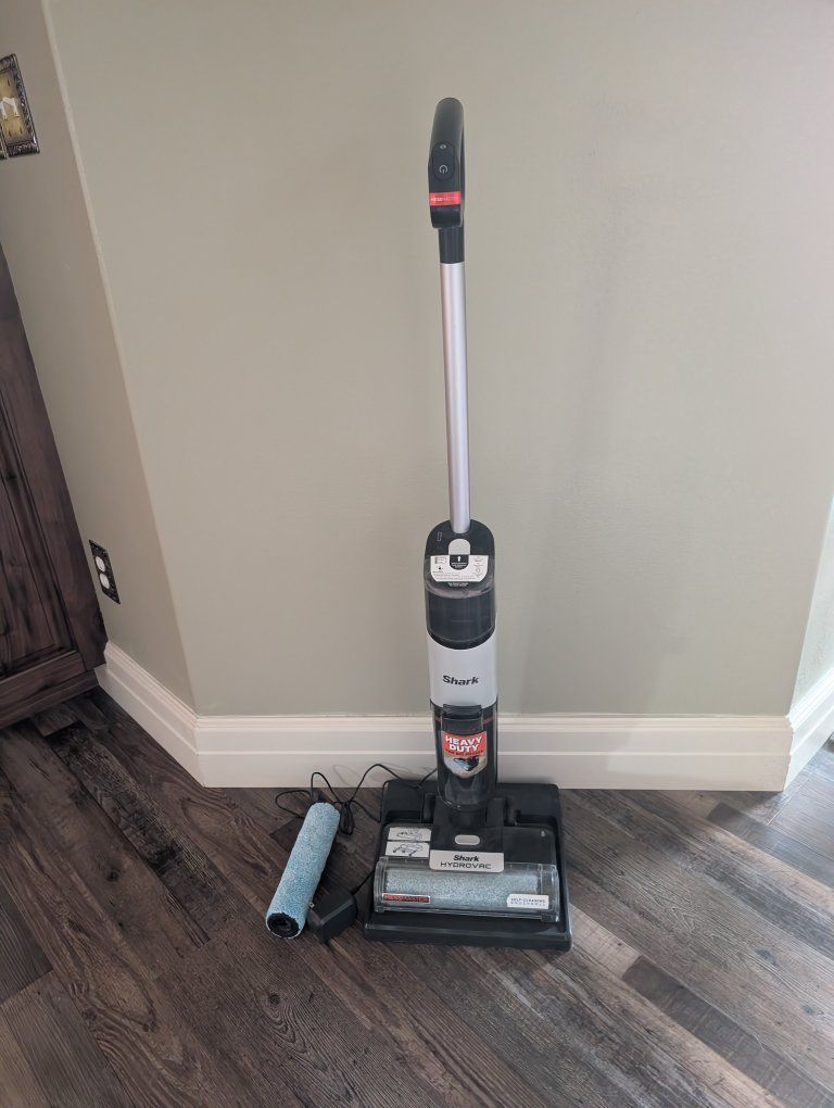 Shark HydroVac MessMaster Cordless 3-in-1 Cleaner WD260