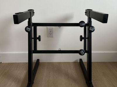 On Stage Adjustable Heavy Duty / Keyboard Stand