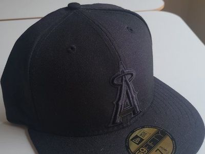 New Era 59FIFTY Los Angeles Angels Fitted Hat Black Size 7 3/8