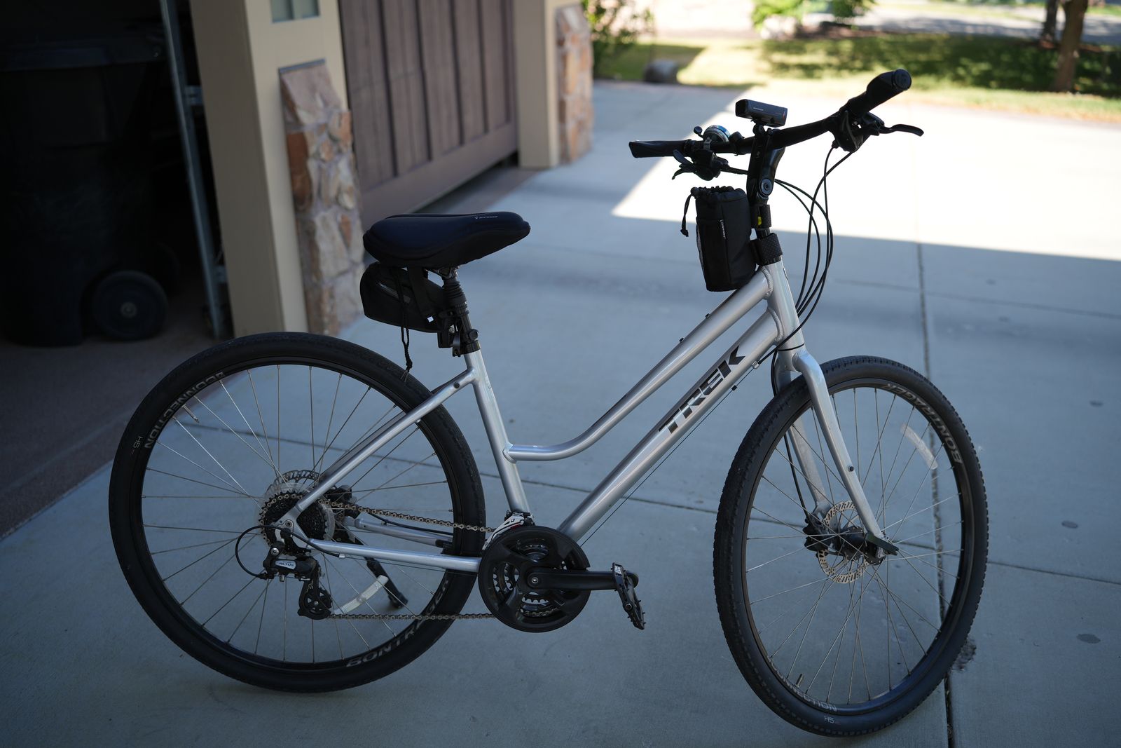 Trek V2 Bicycle with Accessories