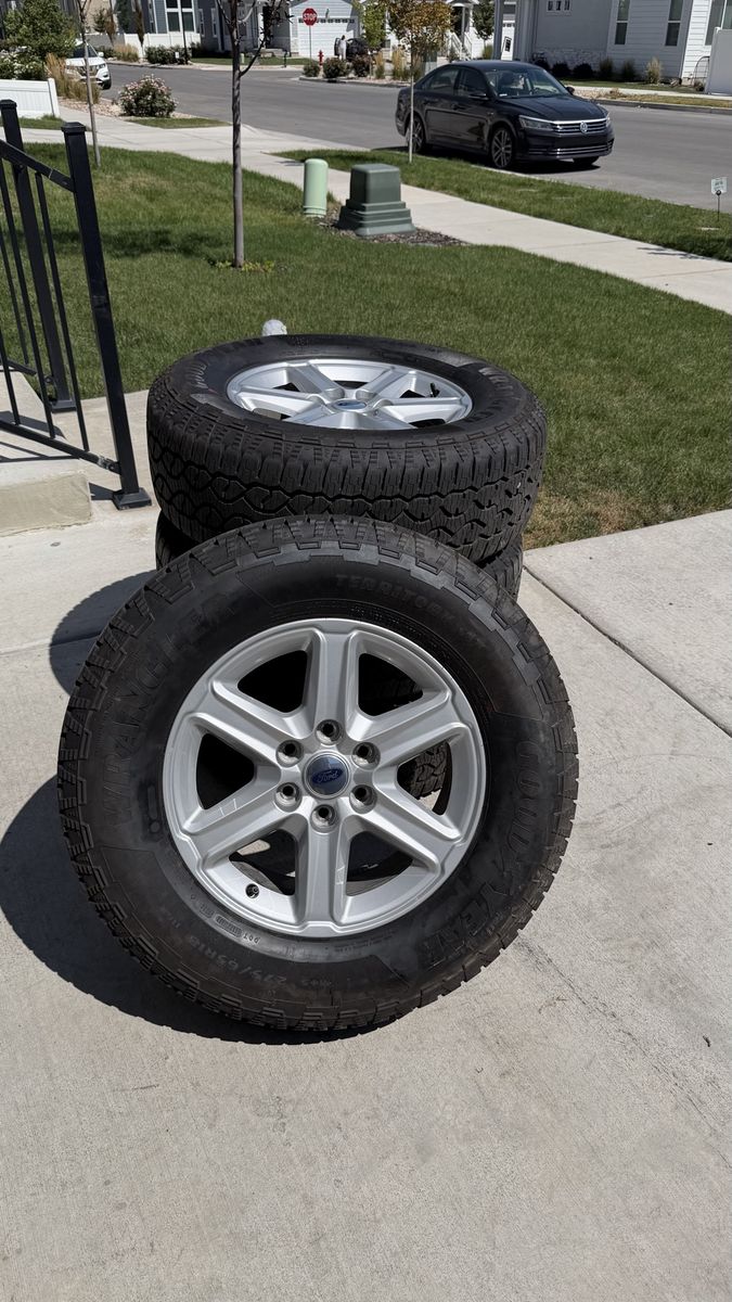 Ford F150 Rims and Tires 275/65R18 Goodyear Wrangler Territory AT new