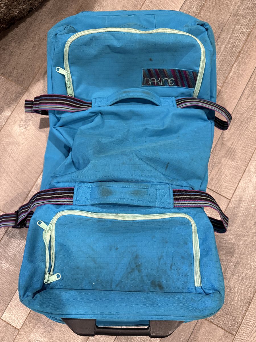 DAKINE 110 liter roller bag 