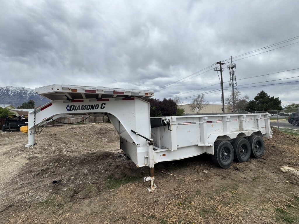 Diamond C 24k Dump Trailer