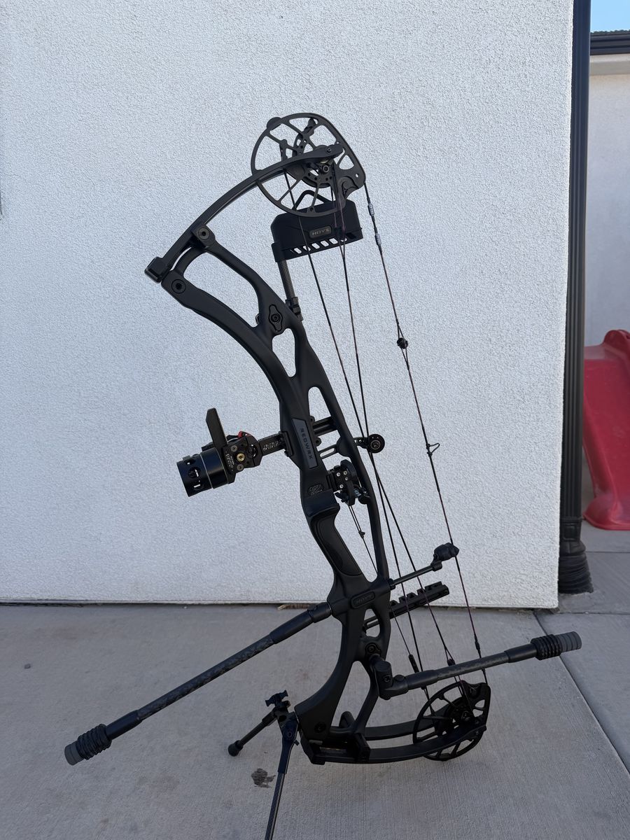 Hoyt Carbon RX-9 Ultra