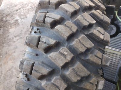 1 almost new tire 30x11r15