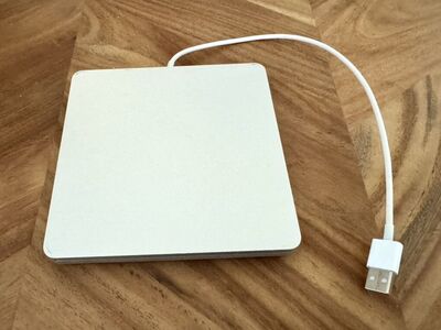 Apple External USB SuperDrive DVD-RW/CD-RW