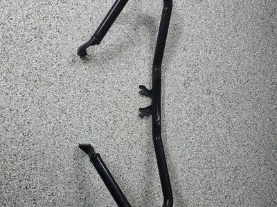 2024 Harley Road Glide Engine Guard / Crash Bar with Highway Pegs
