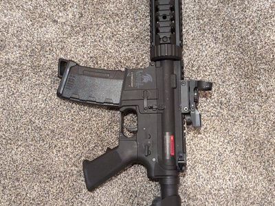 Lancer Tactical M4 Style Airsoft Rifle Black with Rail System and optic