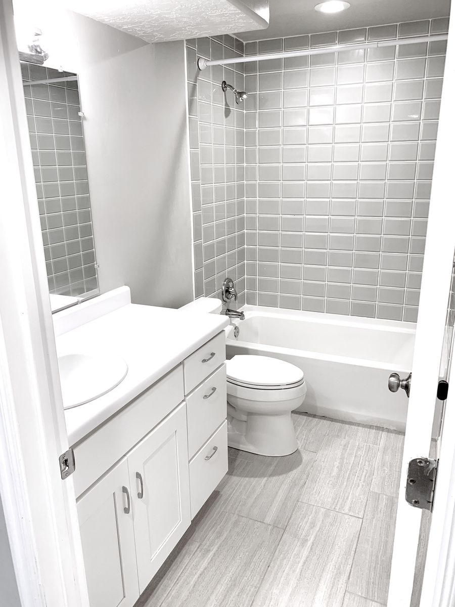 Main image 7