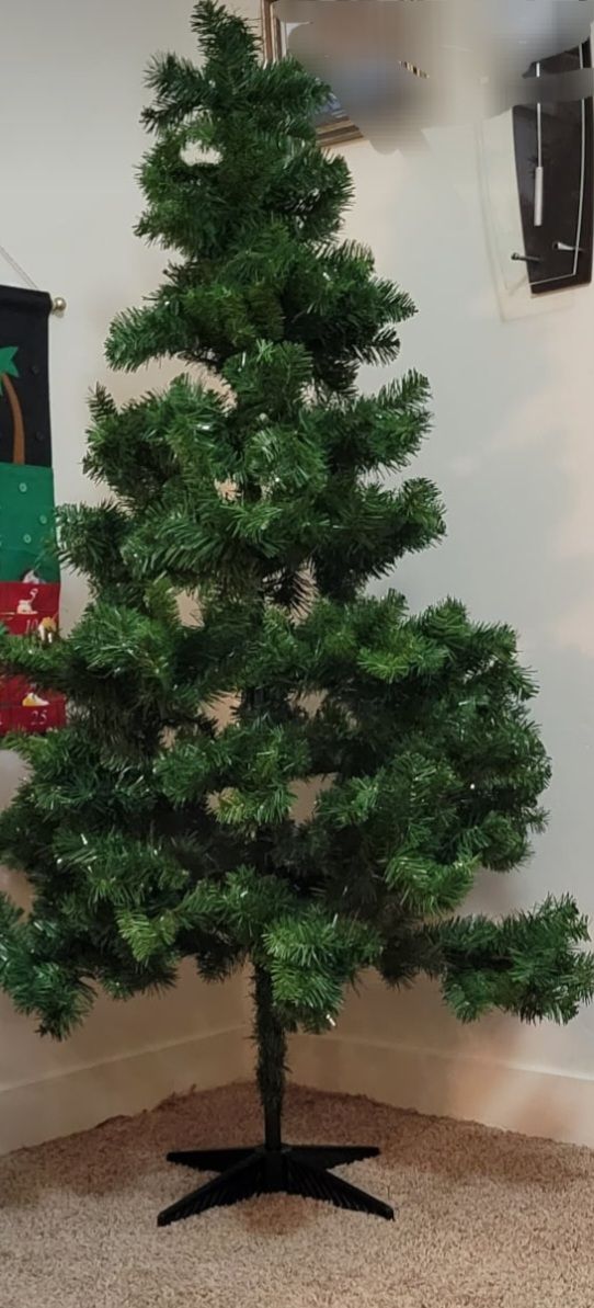 Christmas tree 
