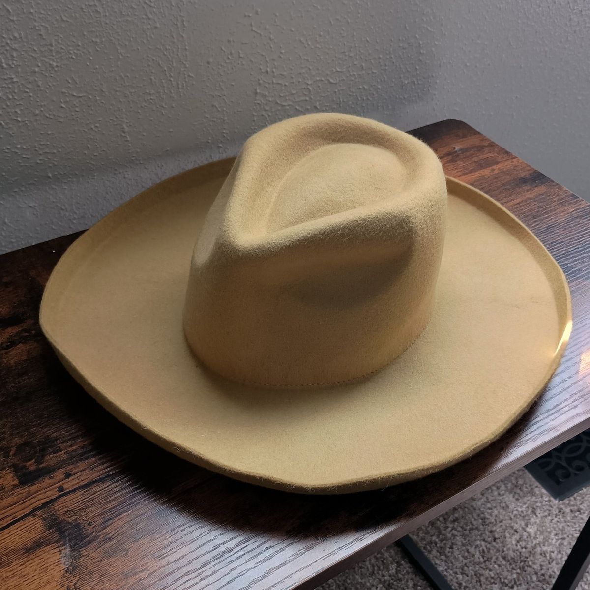 Universal Thread Hat
