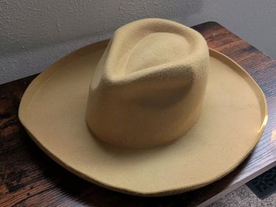 Universal Thread Hat