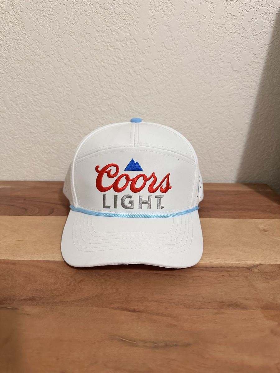 New Men’s Coors Light Trucker Hat