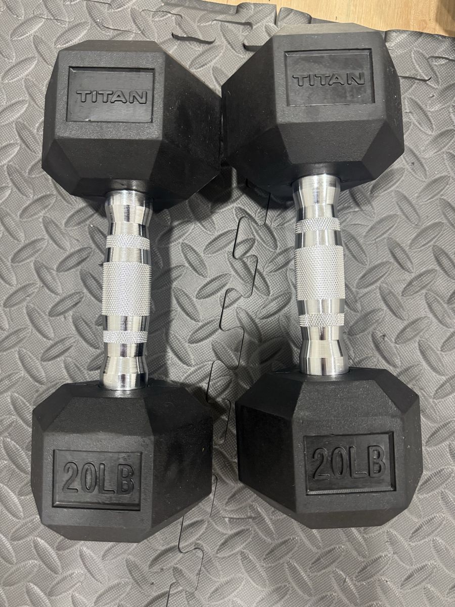 TITAN 20lb Hex Head Dumbbells - Pair