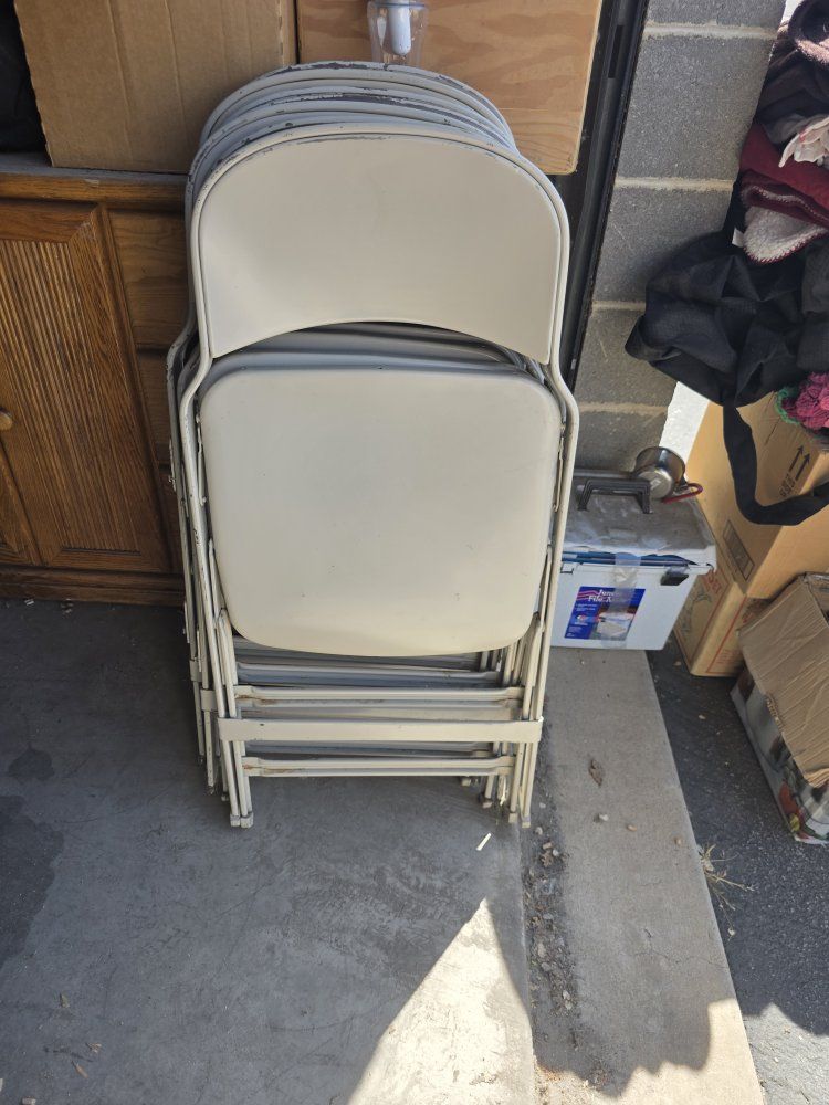 folding chairs