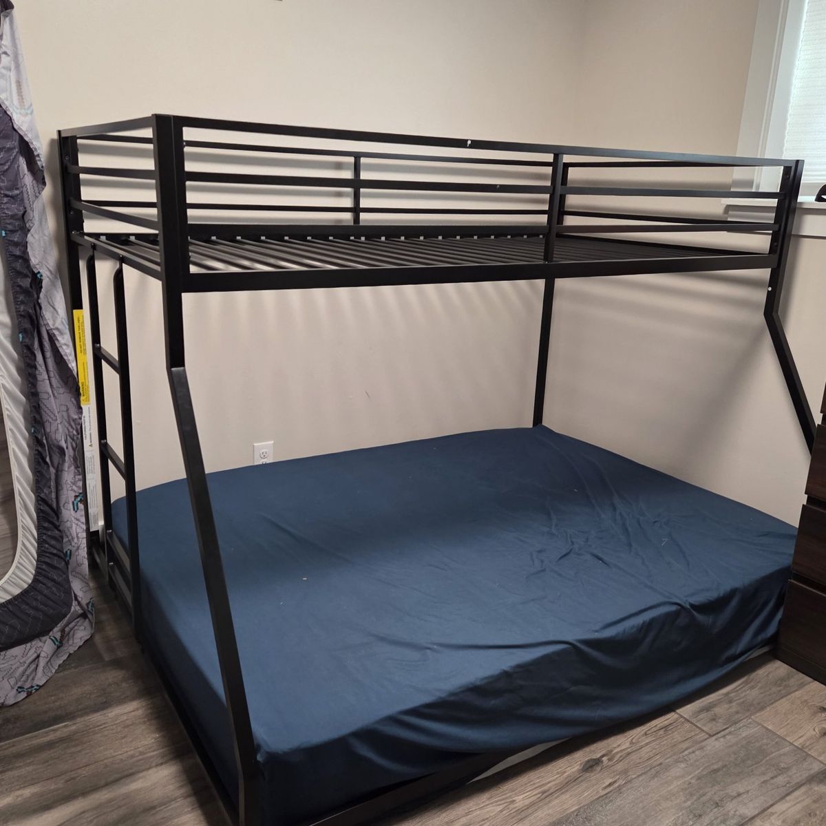 Twin over Full Bunk beds with full mattress