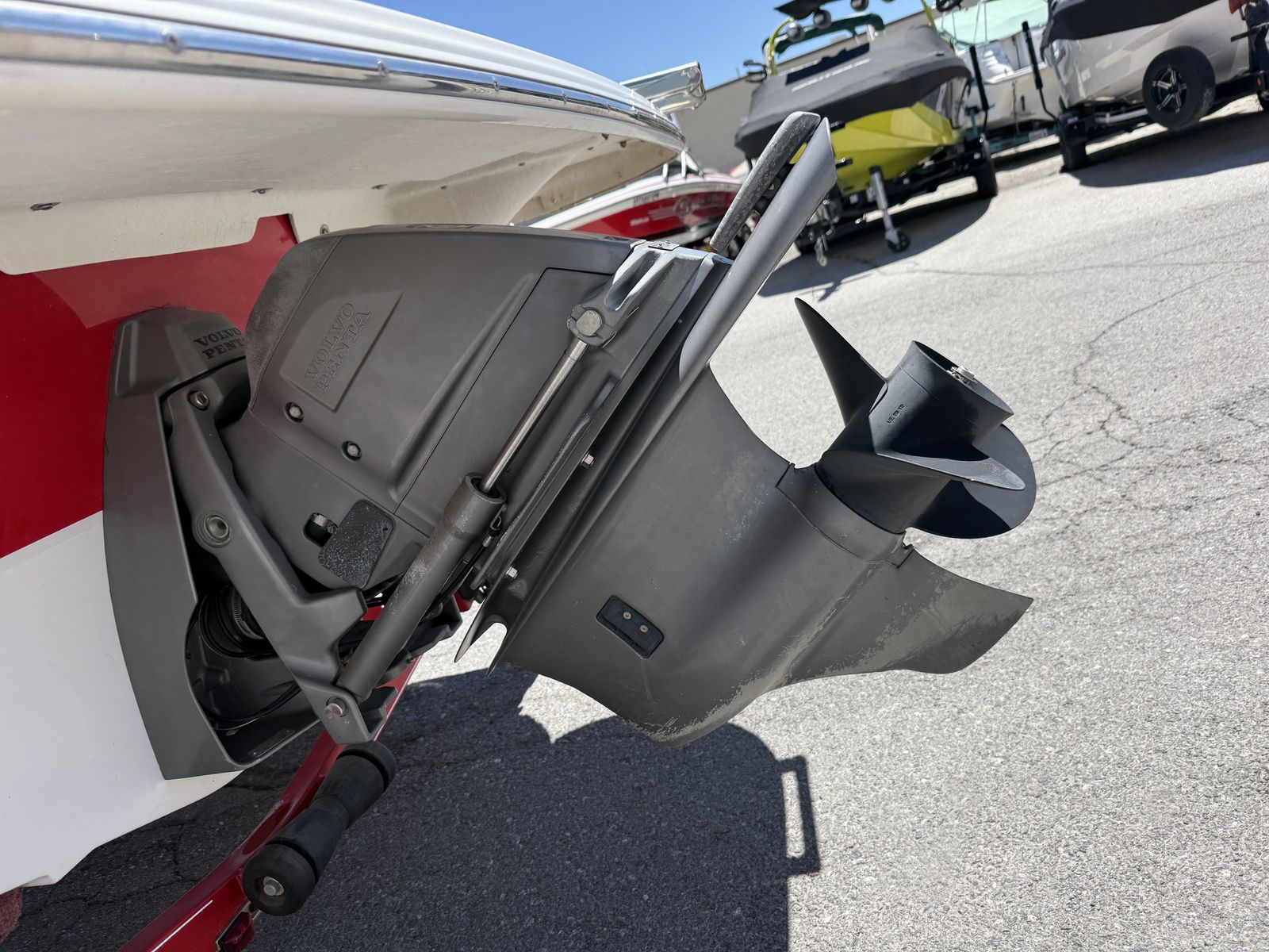Main image 6