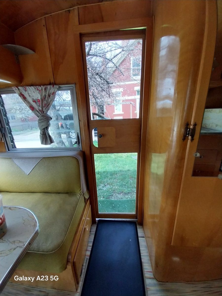 Main image 15