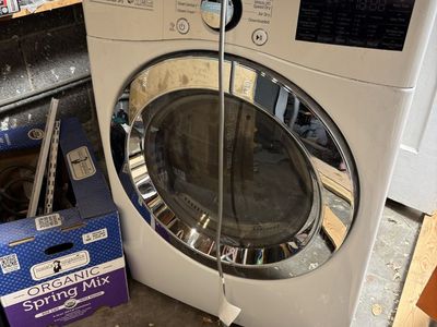 LG DLGX3701W Front Load Natural Gas Dryer - White