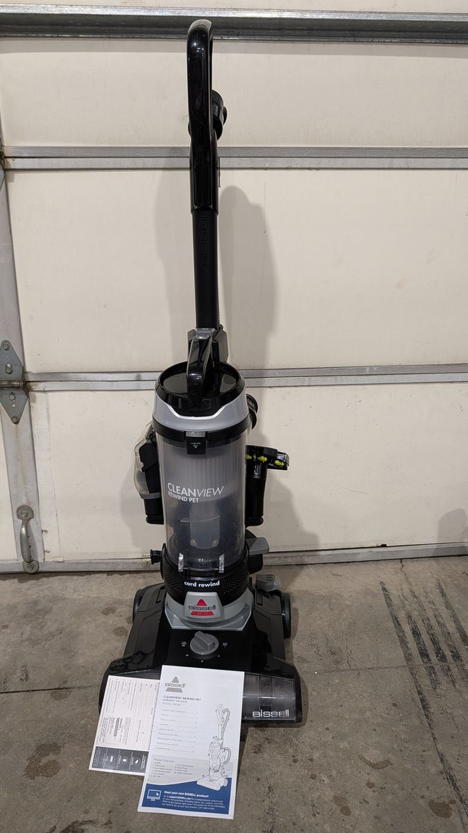 BISSELL CleanView Rewind Pet Upright Vacuum 3676U