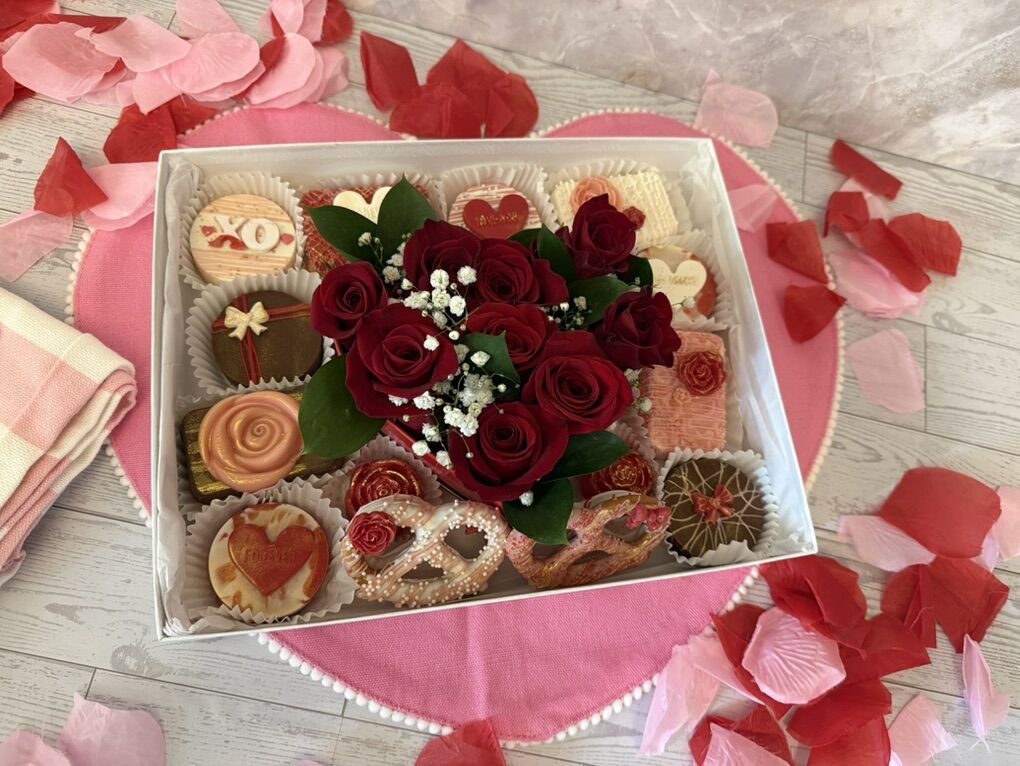 Chocolate Dipped Treats For Valentines, Super Bowl