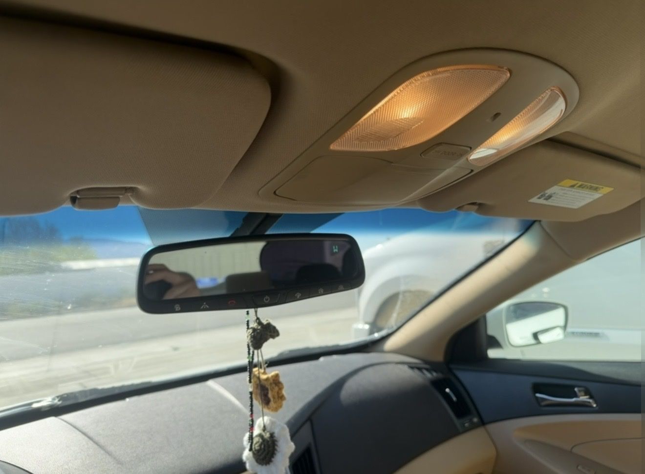 Main image 5