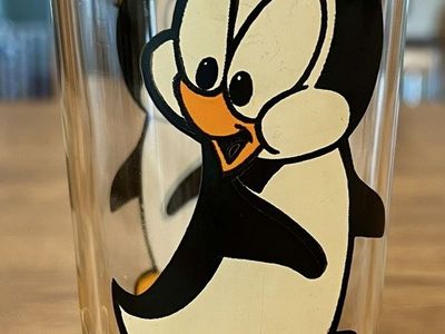 Vintage 1970s “Chilly Willy” Pepsi Collector Series 16-ounce Glass Cup - Walter Lantz artwork