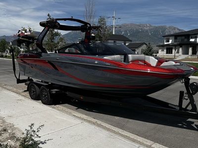 2023 Centurion Fi23 Wakeboard Boat
