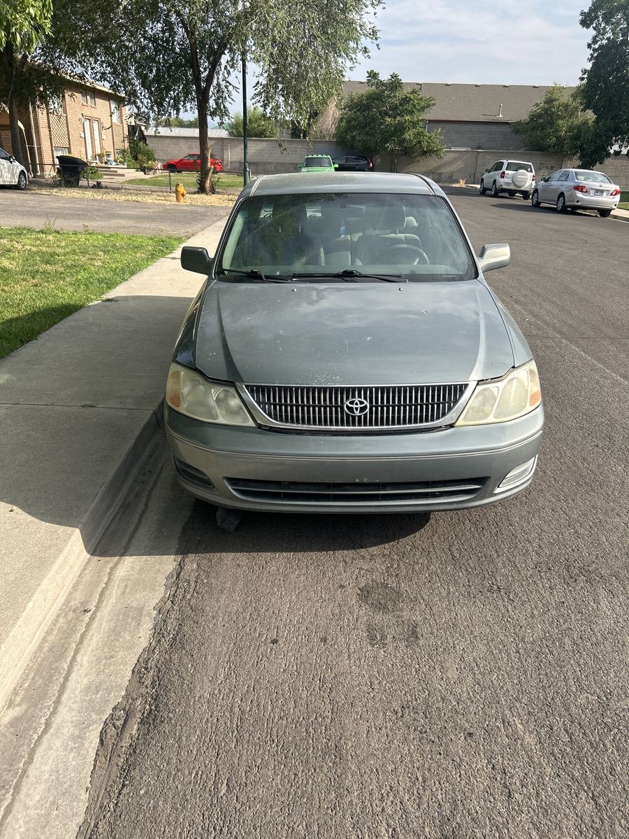 2002 Toyota Avalon XL