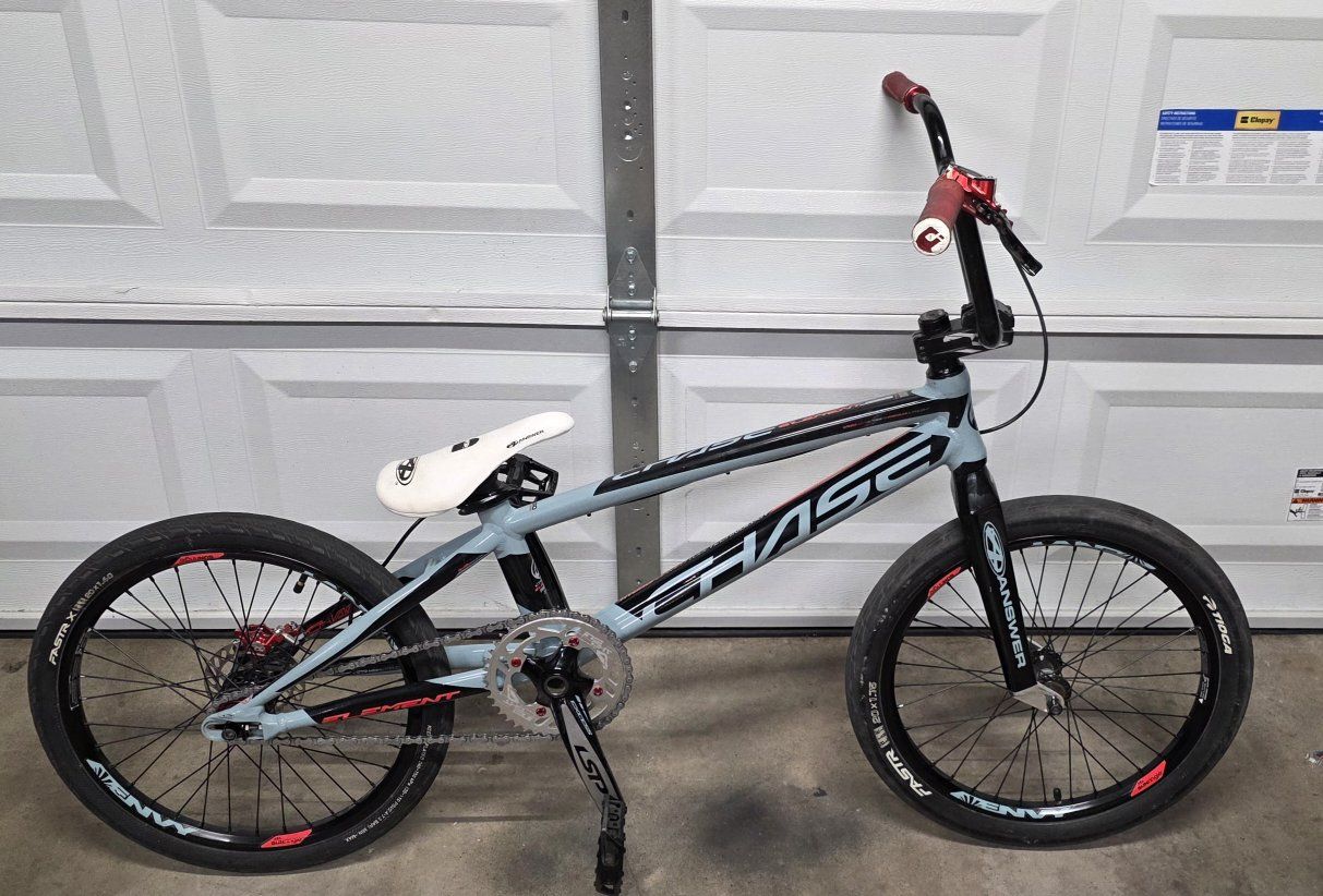 CHASE ELEMENT PRO XXL bmx bike
