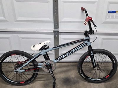 CHASE ELEMENT PRO XXL bmx bike