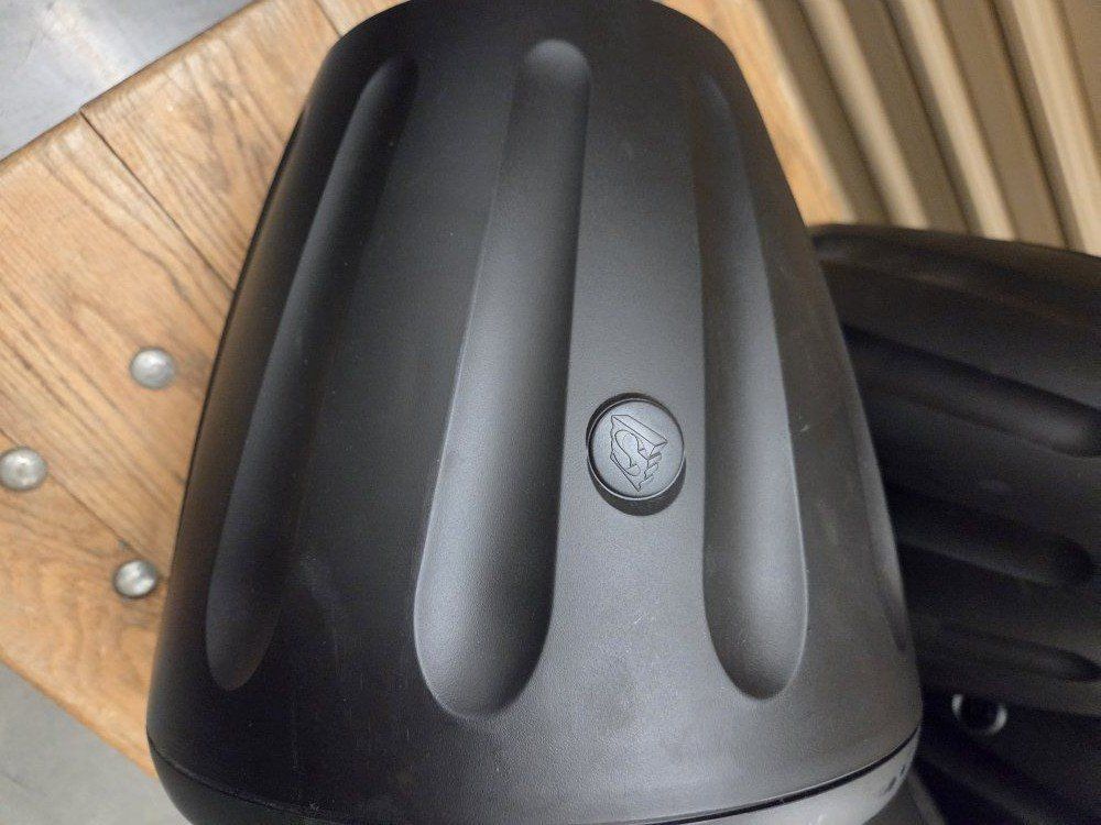 SoundTube RS600i-BK Pendant Speakers-Bulk Avail