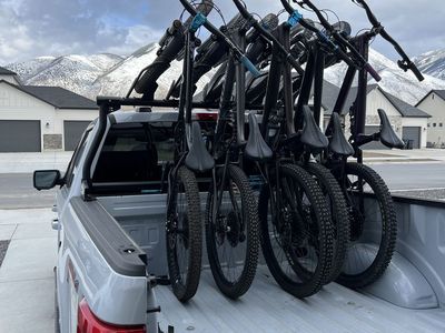 Multy Rack (Channel Lock) In-Bed Truck Bike Rack - 5-Bike, Great Condition