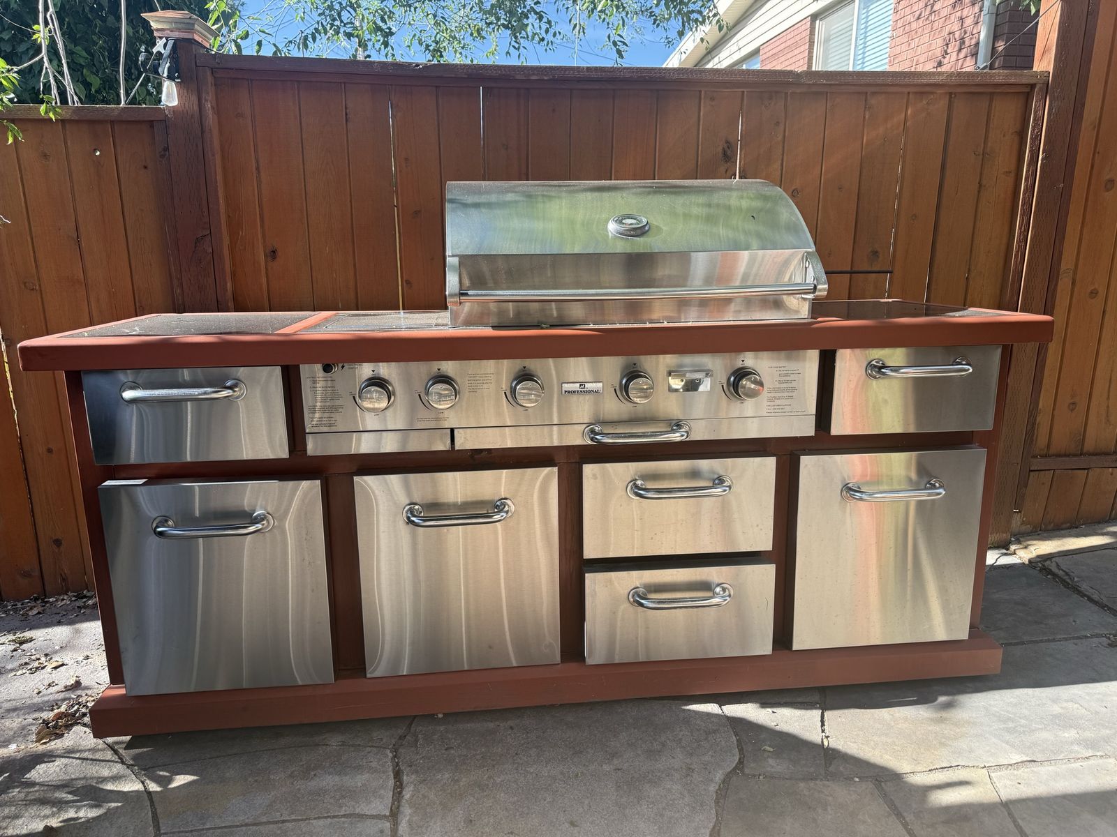 Professional Series Stainless Steel Outdoor Grill with Built-in Cabinetry