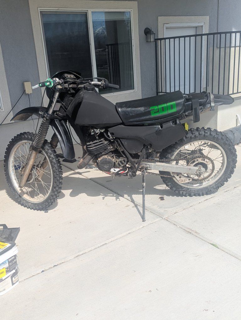 I buy broken or non-running dirt bikes, surrons, fourwheelers, ect.
