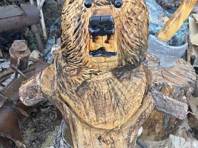 Chainsaw-Carved Bear (Bighead)