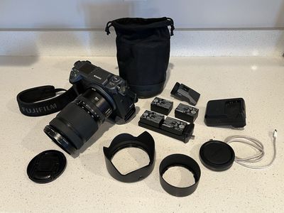 Fujifilm GFX 100 + GF 45-100mm f/4 Lens – Stunning Medium Format Setup