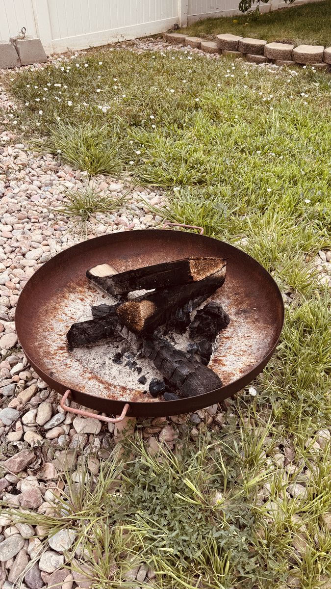 Cast Iron Outdoor Fire Pit Bowl 28" 