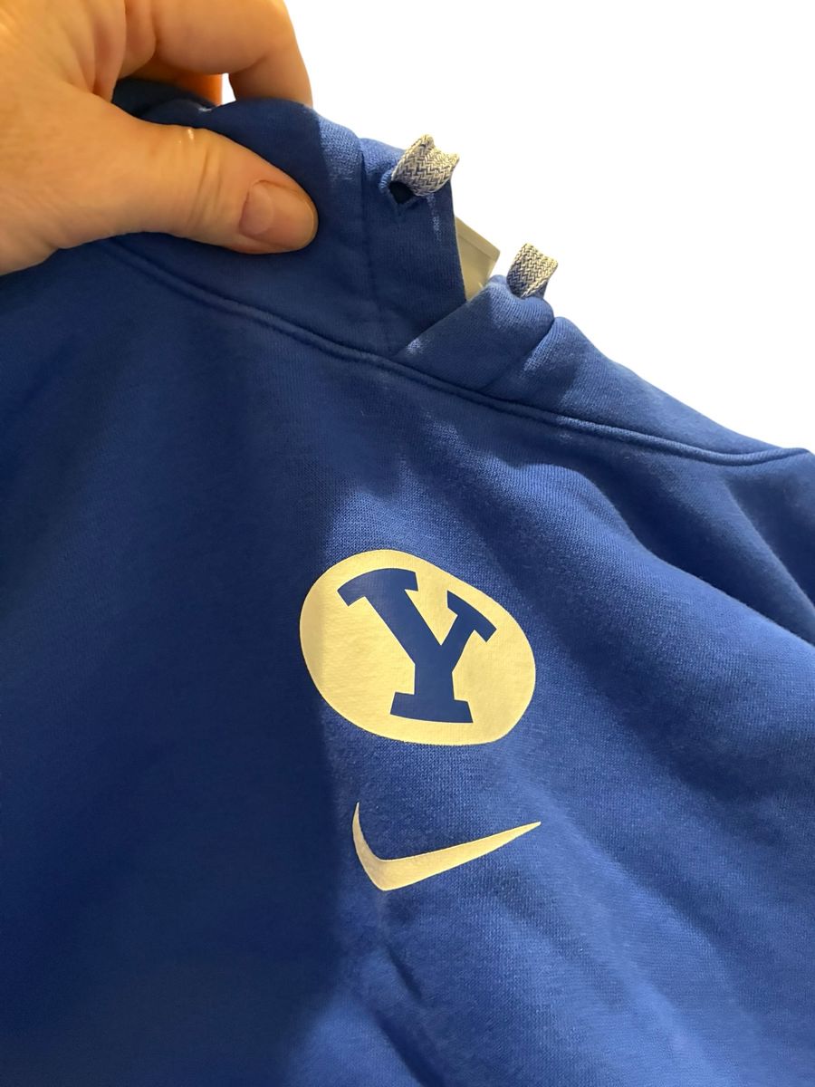 Vintage Nike BYU Cougars Royal Blue Hoodie Sweatshirt - Men's XL with White Sleeves