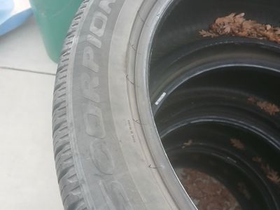 285/45/22R Pirelli Scorpion