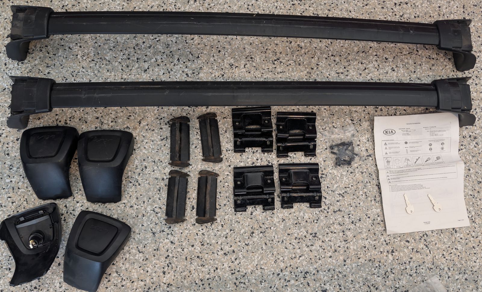 two roof crossbars for Kia Telluride (2020-2025), OEM,  (one pair)