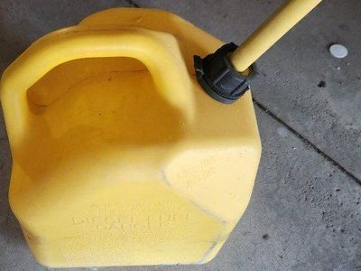 diesel gas can 5 gallon