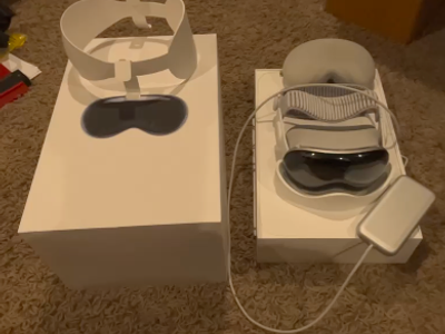 M2 Apple Vision Pro with extras