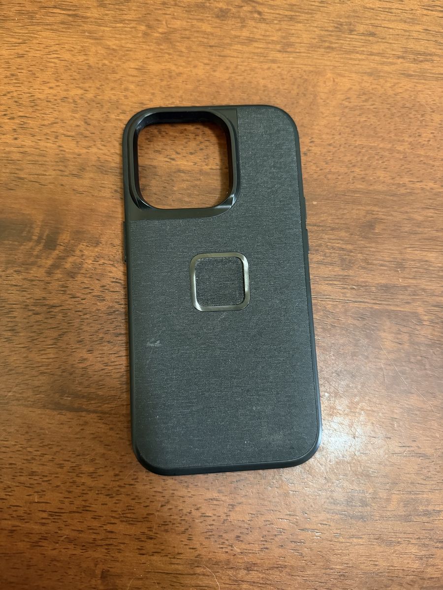 iPhone 14 Pro Peak Design Mobile case w/ Slim Link