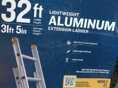 Werner 32' Aluminum Extension Ladder