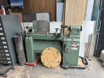 General Model 260 Wood Lathe – 36”
