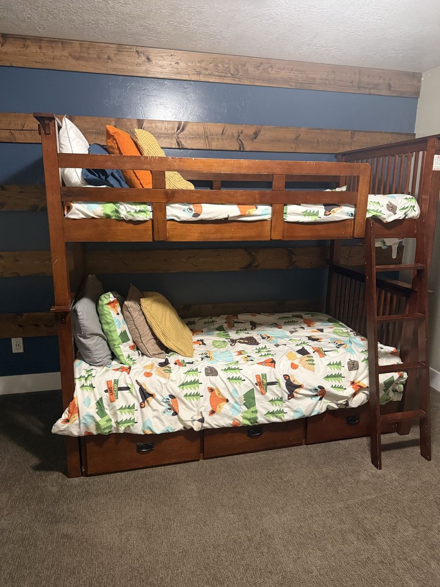Bunk beds with drawer storage