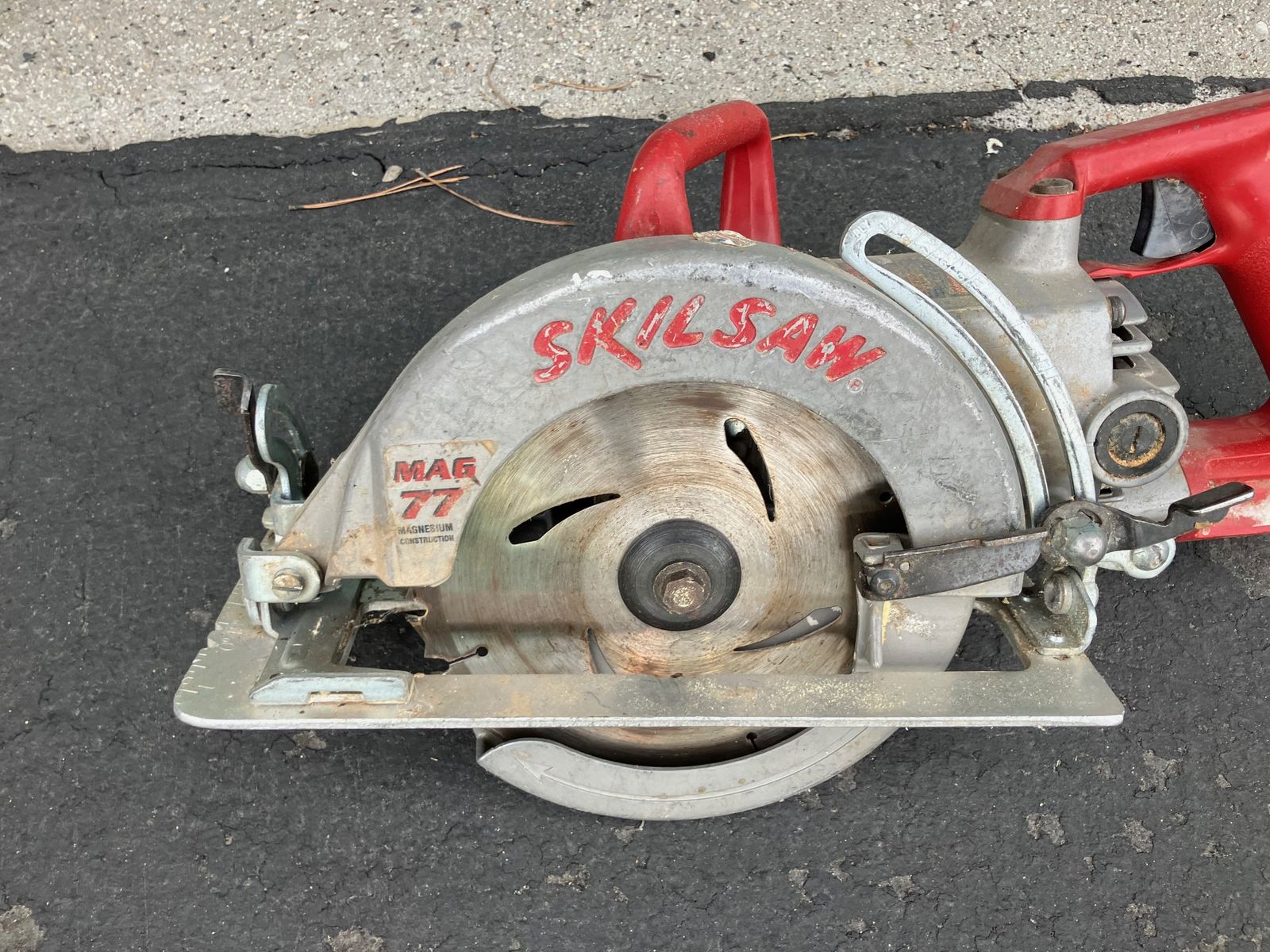 Main image 2