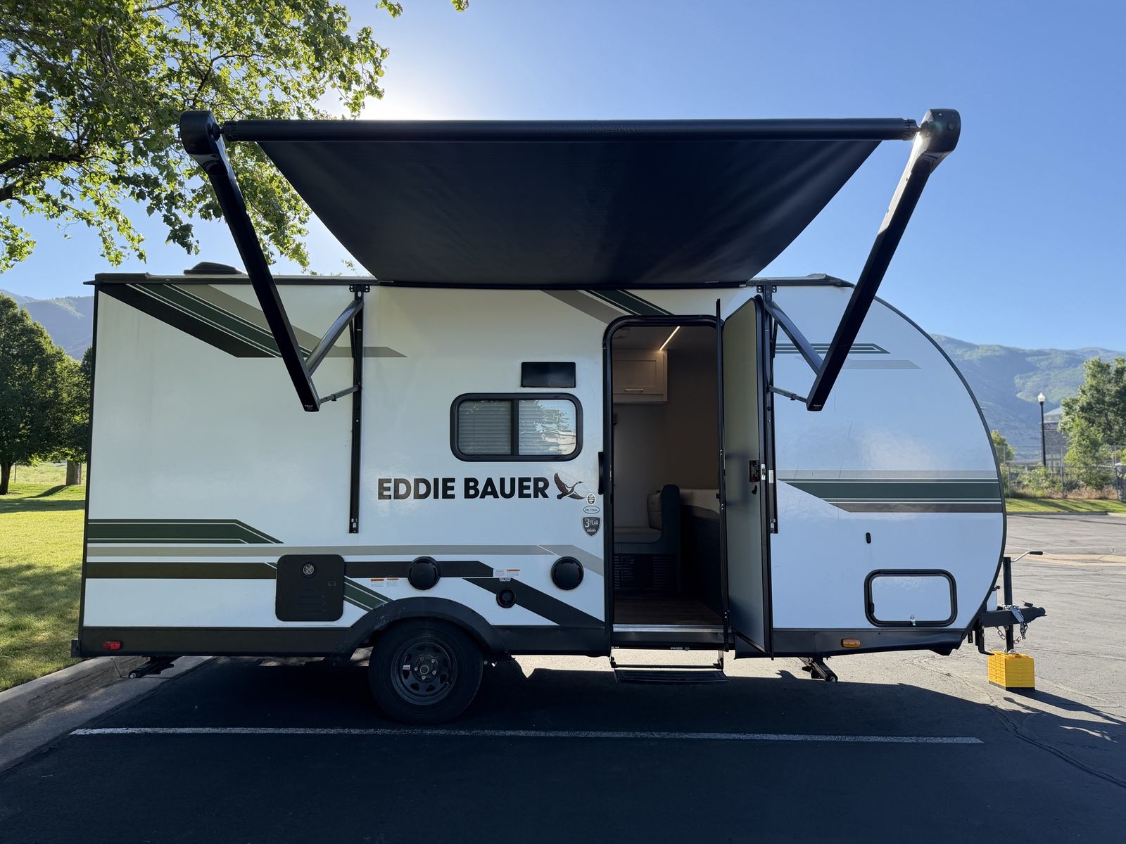 PRICE REDUCTION! 2025 Heartland Eddie Bauer 17BH-L Travel Trailer — Like New, Ready to Camp!